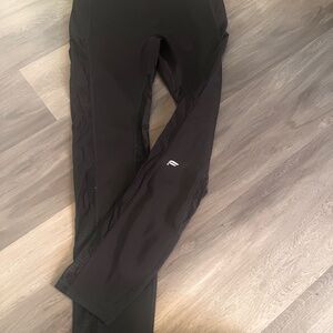 Fabletics leggings (Motion 365) Size L